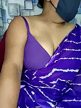 RenataVelvet – webcam model profile photo Image 2