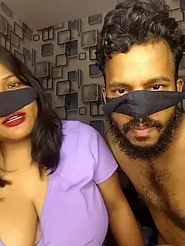 Humsafa-13 – webcam model profile photo Image 4
