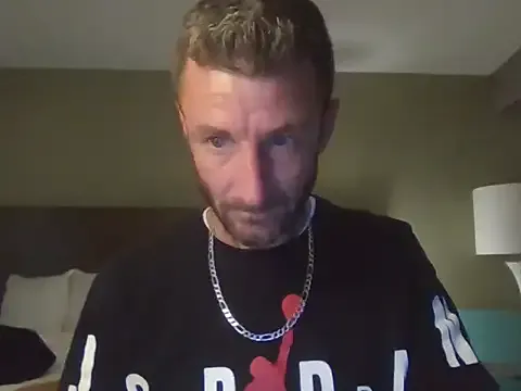 VanessaSquirttt – webcam model profile photo Image 11