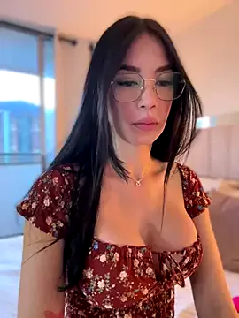 Kimyoomi_95 – webcam model profile photo Image 14