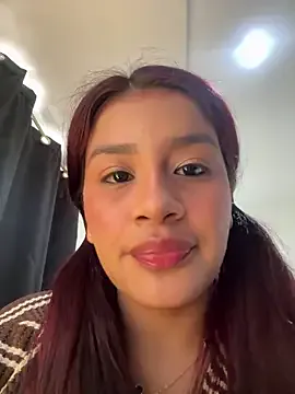 Jessical – webcam model profile photo Image 3