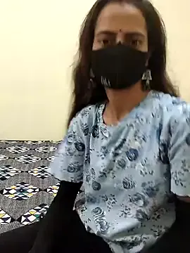 SophiieCooper – webcam model profile photo Image 4