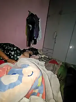 Karlahotsweet – webcam model profile photo Image 10