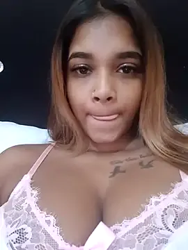 TaniaCollinsX – webcam model profile photo Image 5