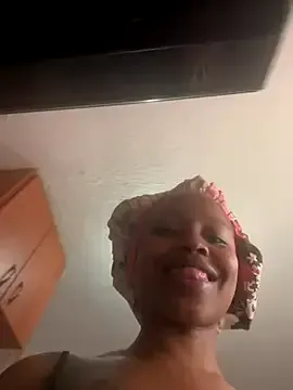 fantasyblkgirl – webcam model profile photo Image 5