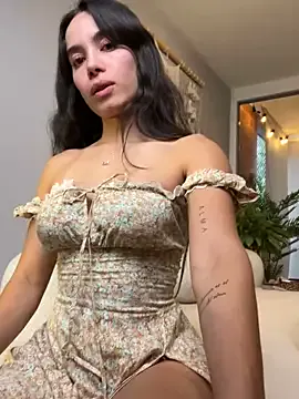 Grethasounders – webcam model profile photo Image 5