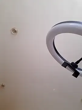 SunnyDesirexxx – webcam model profile photo Image 12