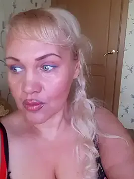 SunnyDesirexxx – webcam model profile photo Image 15