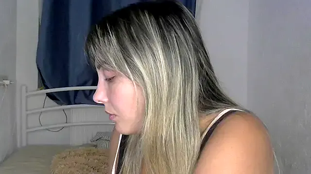 brendaliive – webcam model profile photo Image 14