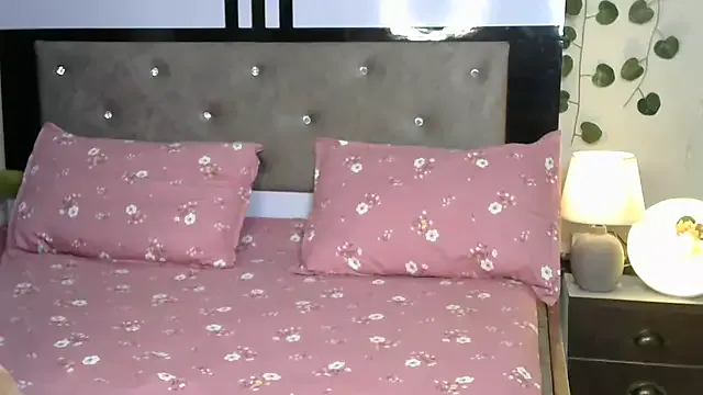 MsDiamond50 – webcam model profile photo Image 9