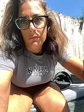 Ivy-Belle Image 17