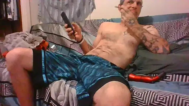 MonserrateGill – webcam model profile photo Image 3