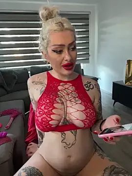 Nigthbitch24 – webcam model profile photo Image 14