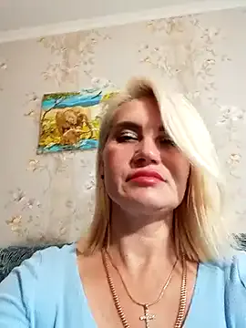 JuliettaFox – webcam model profile photo Image 2
