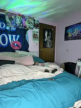 JoiDivision – webcam model profile photo Image 9