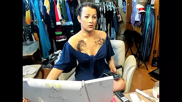 Queen_Dee_X – webcam model profile photo Image 15