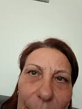 Yasmini – webcam model profile photo Image 7