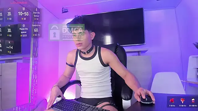 BizzyNoar19 – webcam model profile photo Image 15