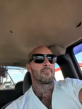 KATYIE – webcam model profile photo Image 18