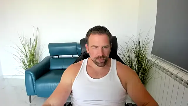 Maddy_Storm – webcam model profile photo Image 3