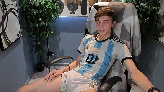 FayeFlame – webcam model profile photo Image 6