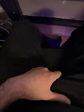 KatieLenore – webcam model profile photo Image 2