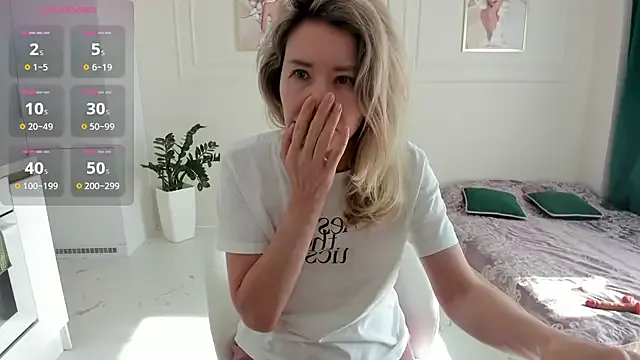 KimberlyWalthon – webcam model profile photo Image 13