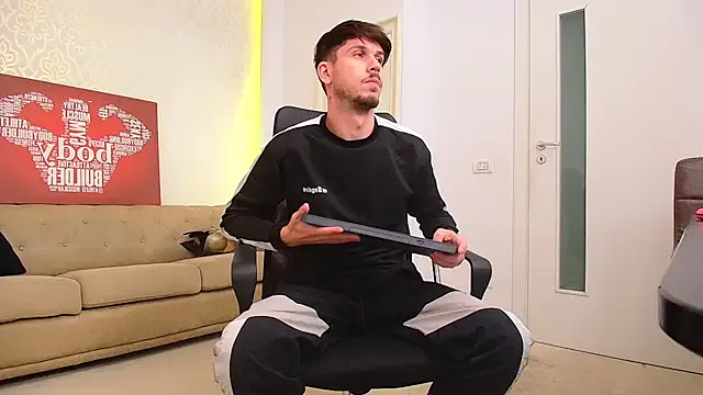 NatashaMooreXX – webcam model profile photo Image 17