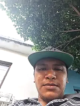 Iron_tous – webcam model profile photo Image 4