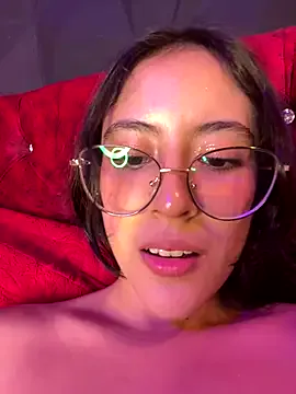 Im_Yu-na – webcam model profile photo Image 4