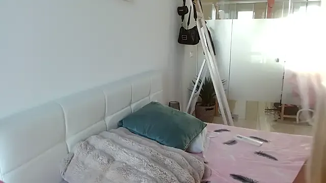 JuicyJanexo Image 3