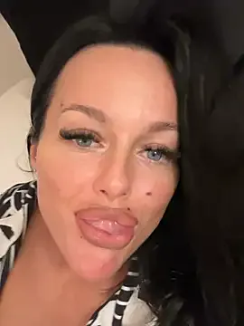 juicylucie Image 2