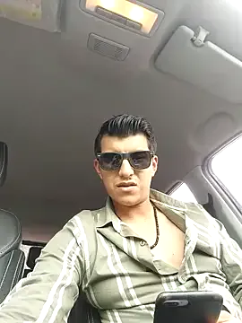 LilMsAlaska – webcam model profile photo Image 2