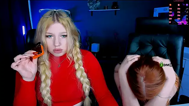 juli_kisss Image 11