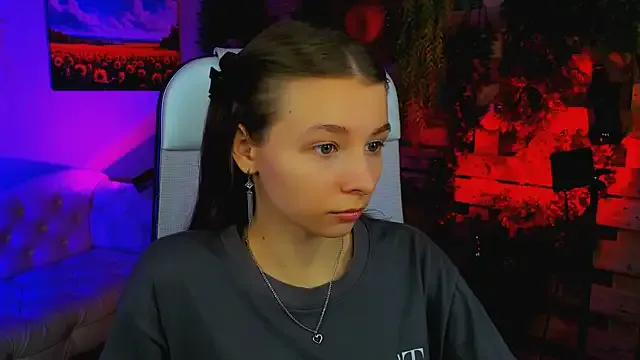 vkristalper – webcam model profile photo Image 16