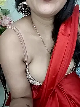 kaamuk_shweta Image 3