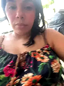 ZaraKnox – webcam model profile photo Image 12