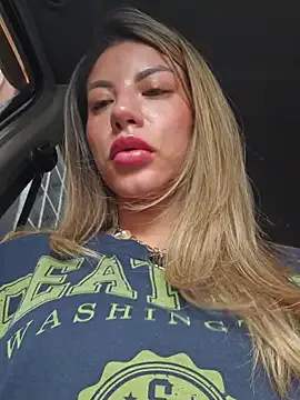 TheeLadyKatrina – webcam model profile photo Image 14