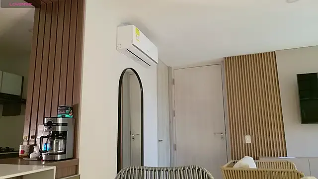 RollDolls – webcam model profile photo Image 14