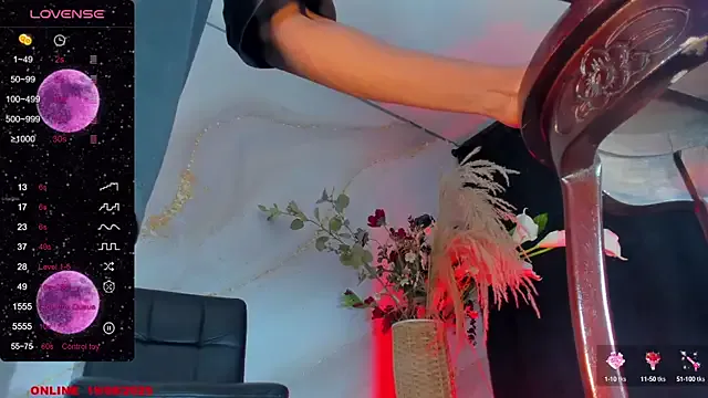 Bella-999 – webcam model profile photo Image 7