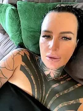 Madiissonmiller – webcam model profile photo Image 19