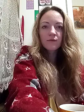 LT-333 – webcam model profile photo Image 11