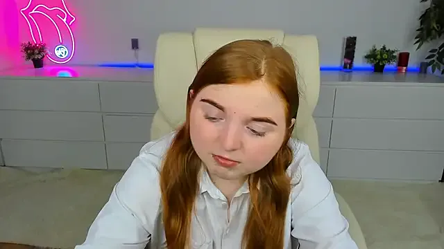 Rinamay_ – webcam model profile photo Image 2