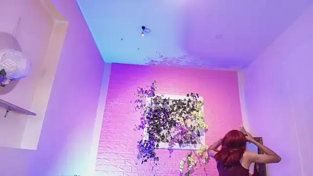 imlauritaa – webcam model profile photo Image 13