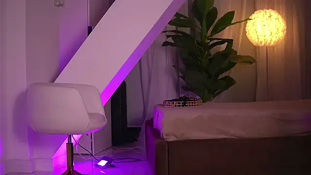 OctaviaFelicity – webcam model profile photo Image 18