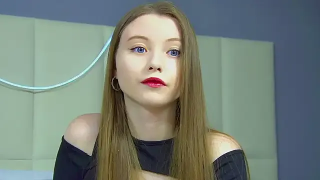 KeiraAsti Image 16