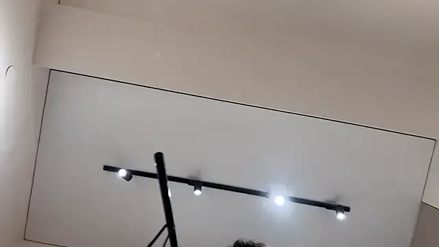 licky_lu – webcam model profile photo Image 19