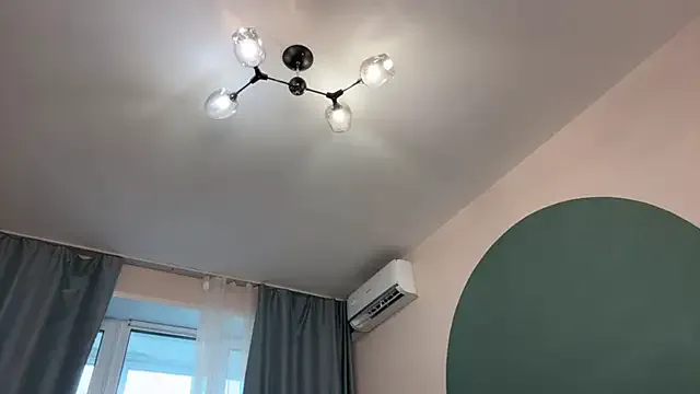 licky_lu – webcam model profile photo Image 4