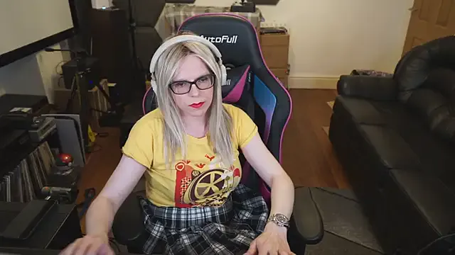 JoiDivision – webcam model profile photo Image 10