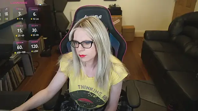 JoiDivision – webcam model profile photo Image 3